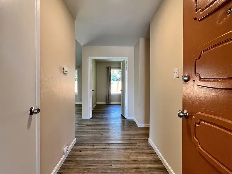 4412 Moffitt Dr — Photo 4