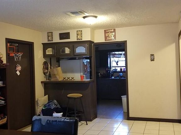 3rd image of 6248 Tepepan Dr