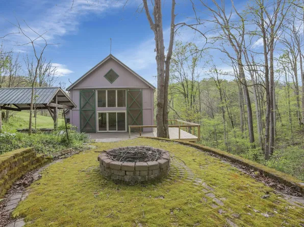 16496 S Canaan Rd, Athens, OH 45701