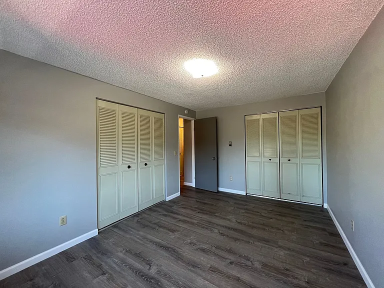 Anchor Apartments — Photo 24