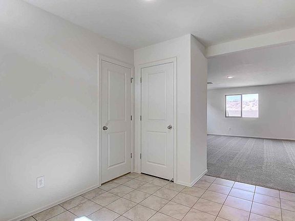 3rd image of 30448 N Juniper Dr