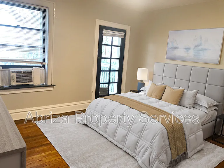4722 S Grand Blvd #2N — Photo 5