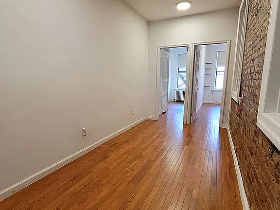4th image of 312 E 9th St APT 11