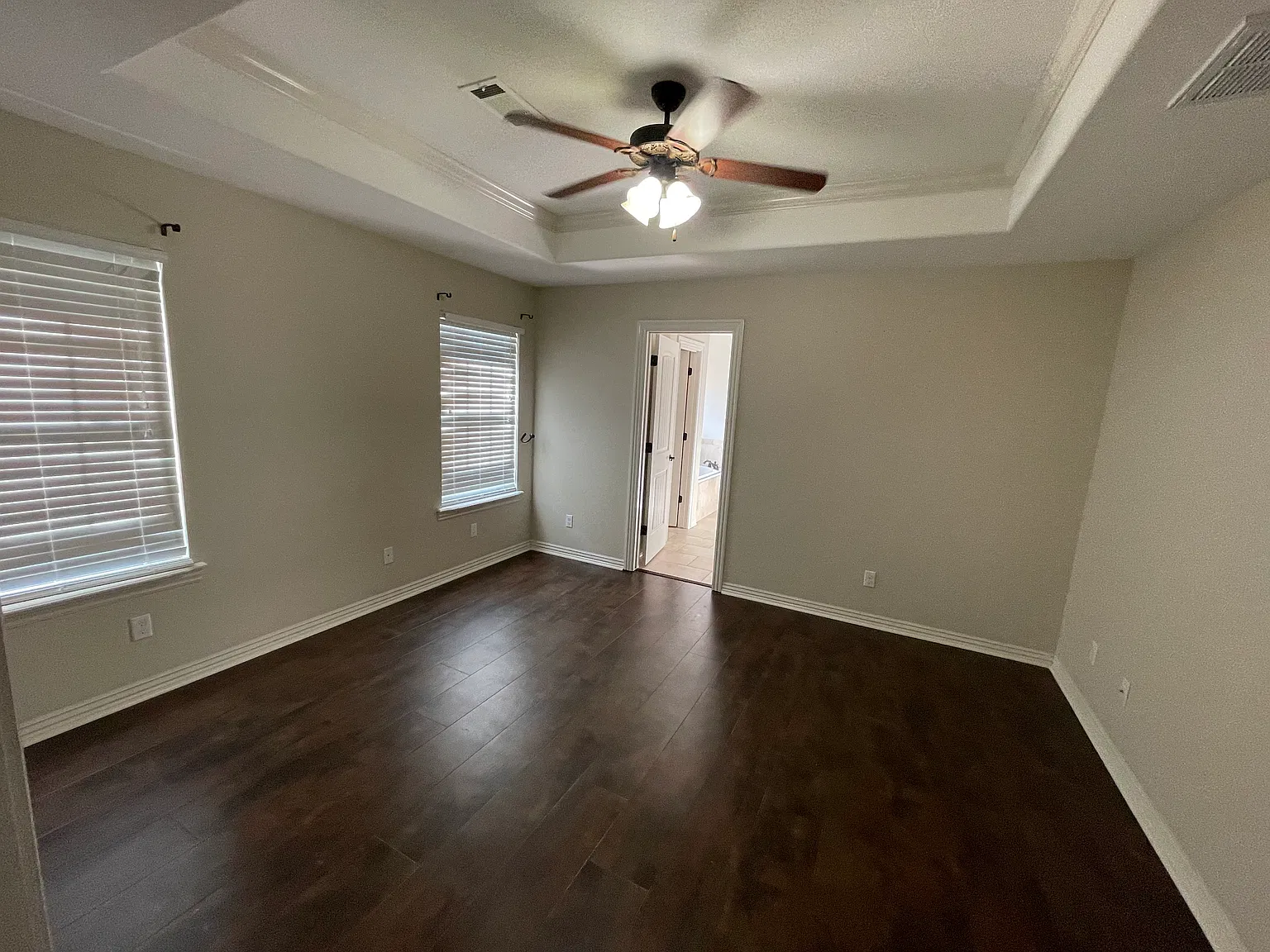 3 bed, 1582 sqft, $1,775 — Photo 4