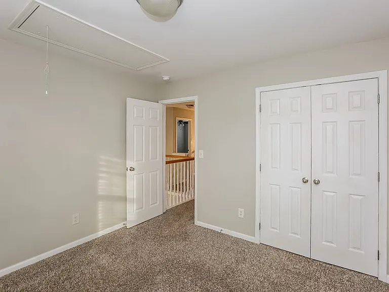 926 Marthas View Dr — Photo 12
