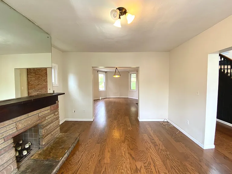 1518 Orangewood Ave — Photo 5