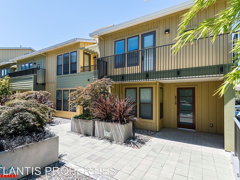 1st image of 810 Altaire Walk