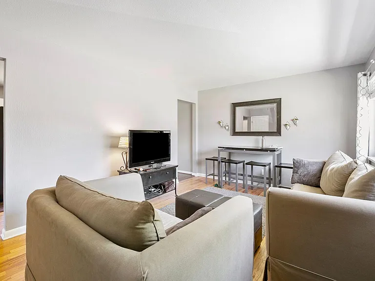 501 Cornell Ave — Photo 3