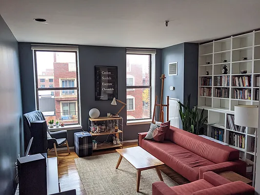 Rented by Compass | media 7