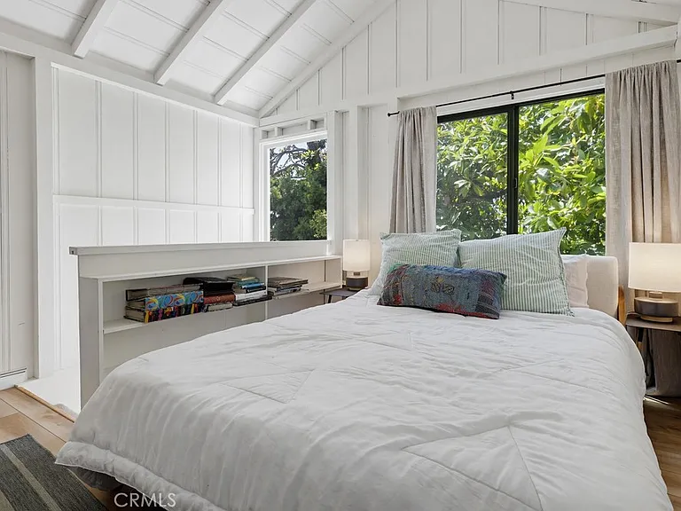 450 Ruby St — Photo 12