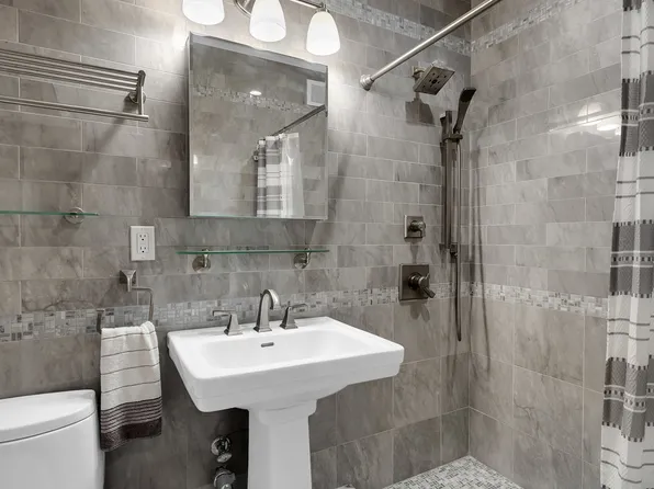 9201 Shore Road image 5 of 7