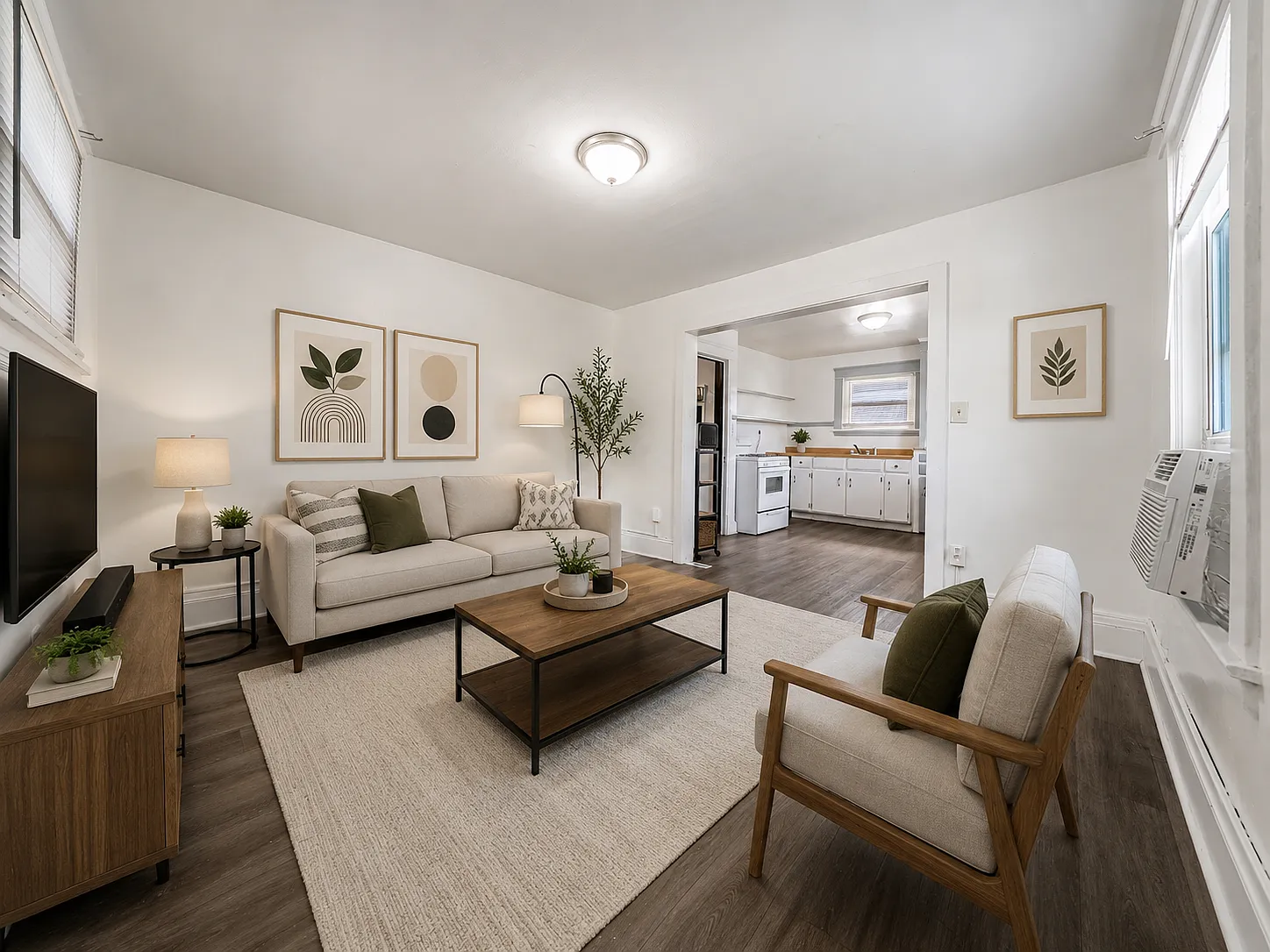 3 bed, 1200 sqft, $1,725 — Photo 2