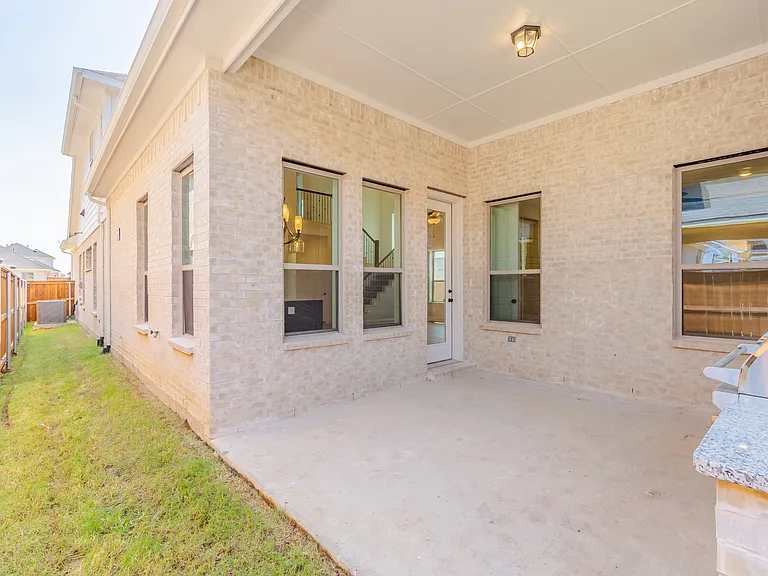 3125 Casa Blanca St — Photo 23