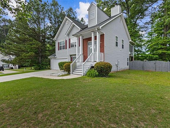 2nd image of 3070 Harvest Cir