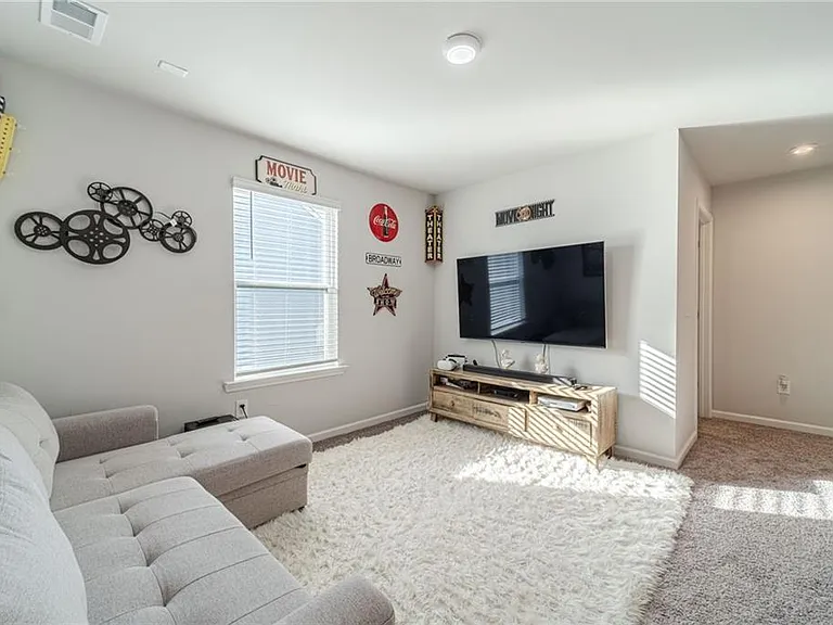 3072 Lowell Rd — Photo 35