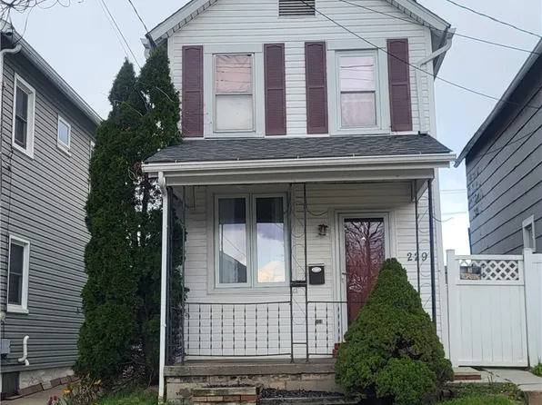 229 Avenue A, Latrobe, PA 15650