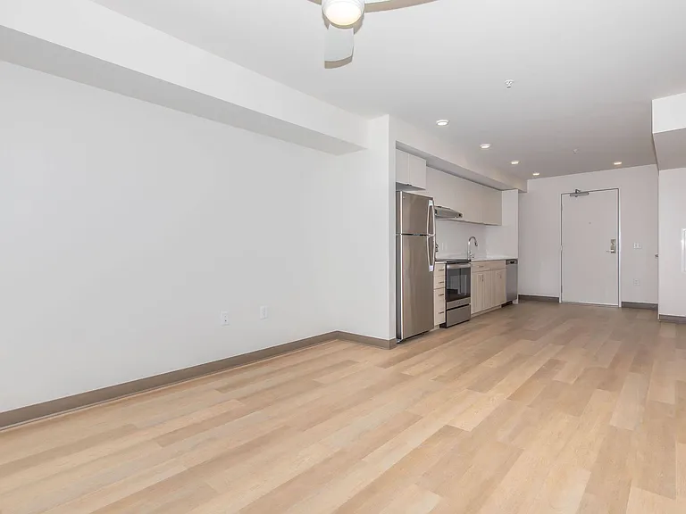 Beacon Pacific Village Apartments — Photo 44