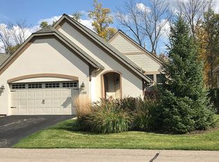 470 Enclave Ct SE, Grand Rapids, MI 49546