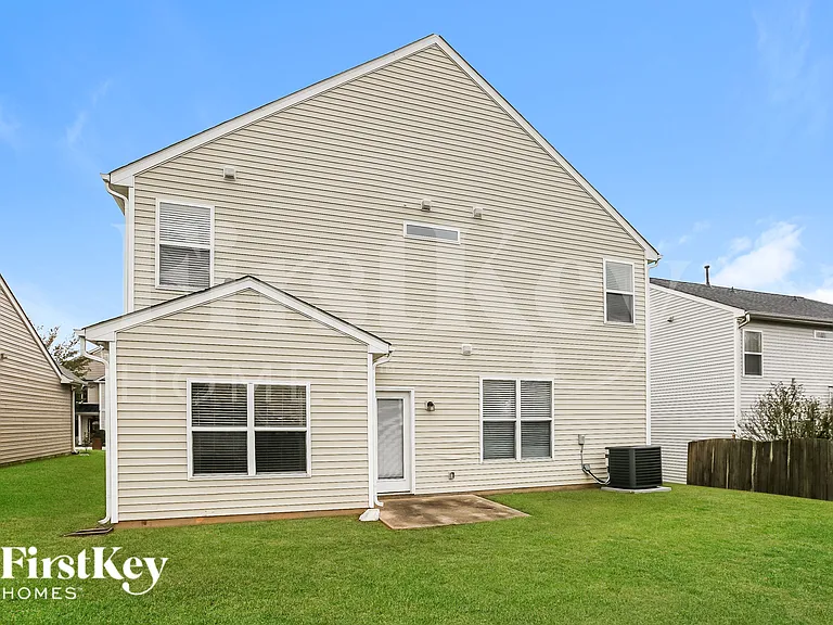 613 Latimer Way — Photo 15