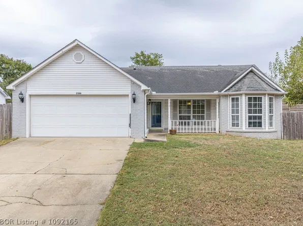 2506 Pearl Blvd, Van Buren, AR 72956