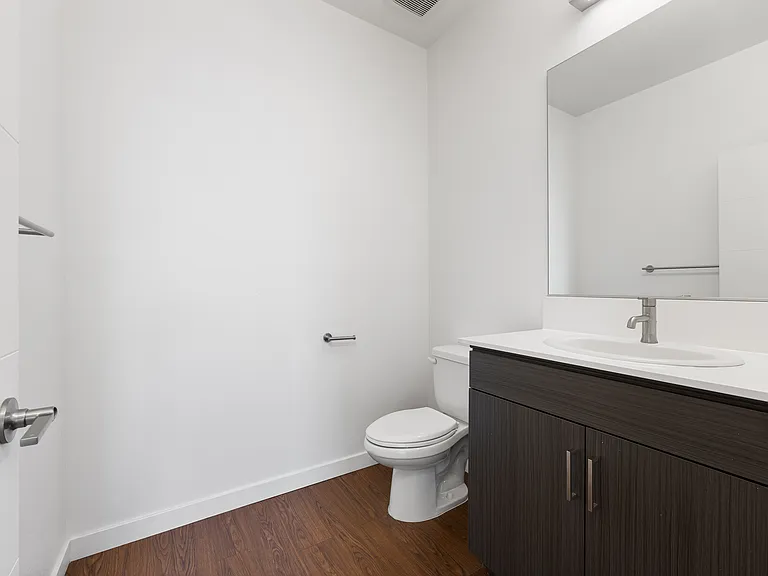 17th Place Townhomes — Photo 13