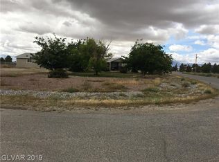 2471 Stardust St, Pahrump, NV 89060