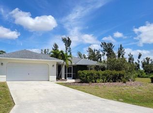 835 Whispering Pines Rd, Cape Coral, FL 33993