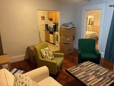 15 Laurel St — Photo 3