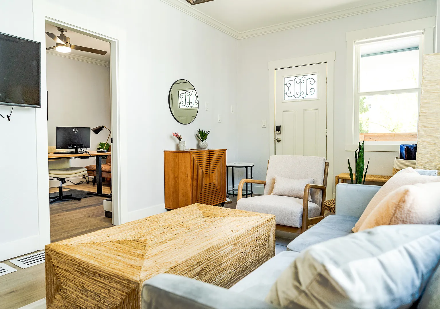 4 Br 2Ba - Cozy Home - Pet Friendly - Walkscore90+ — Photo 3