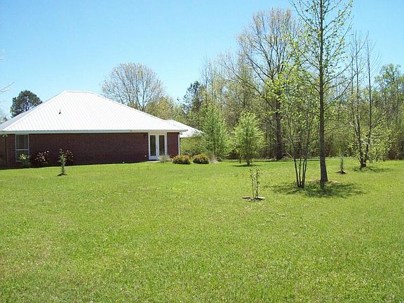4th image of 10 Southern Oaks Dr