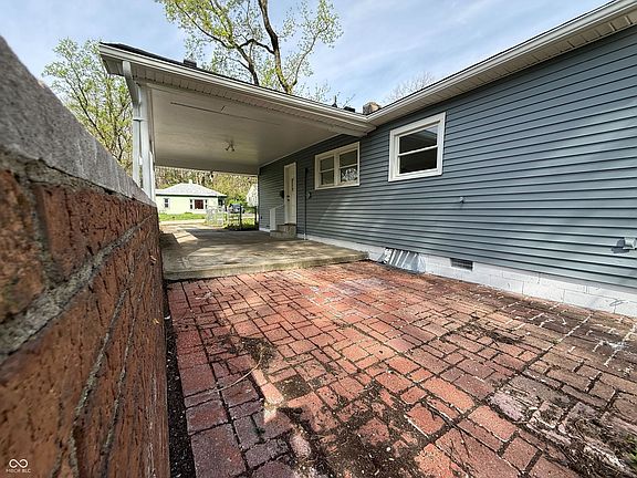 4th image of 3315 Houston St