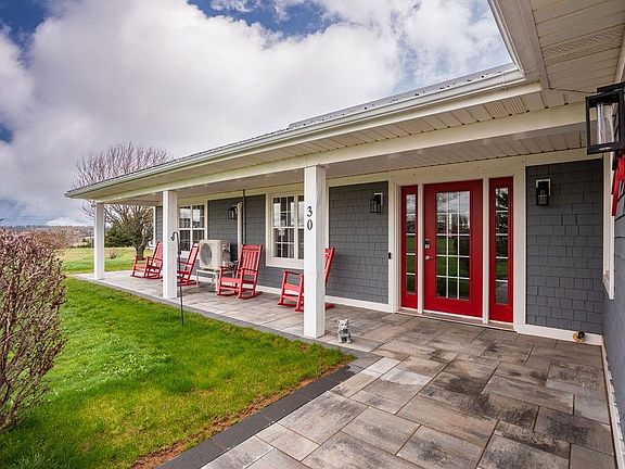 5th image of 30 Seaview Ln