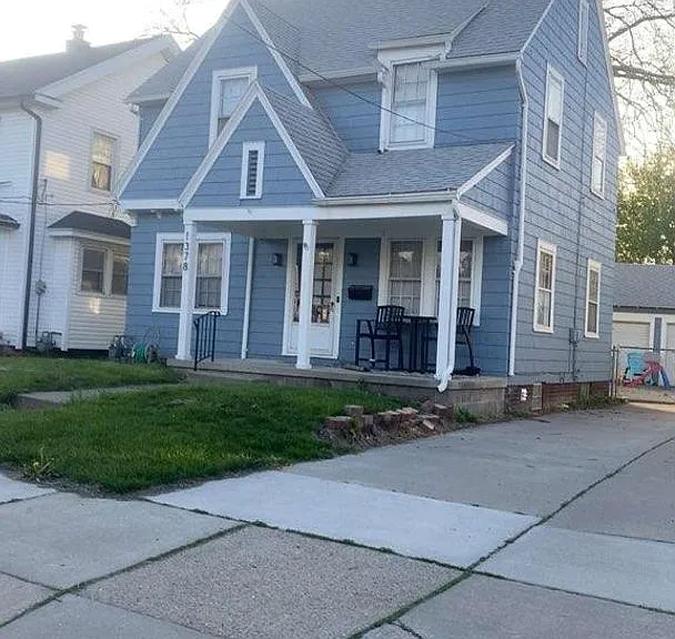 1378 Wildwood Rd — Photo 3