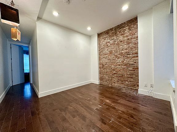 3rd image of 316 Patchen Ave APT 1A