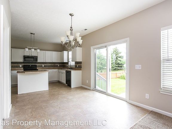 5th image of 1432 Galway Bend Dr N