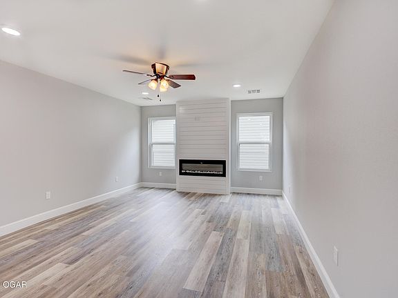 4th image of 820 Murphy Ave