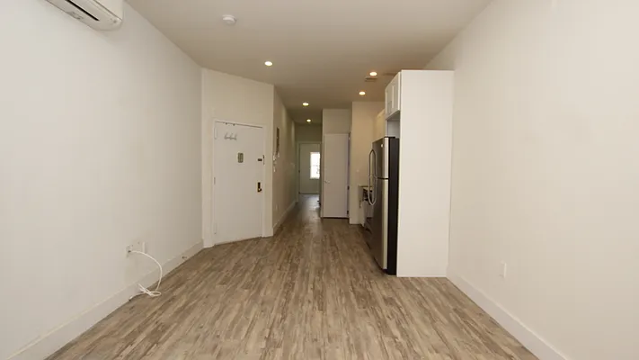 Rented by Nooklyn NYC LLC | media 7