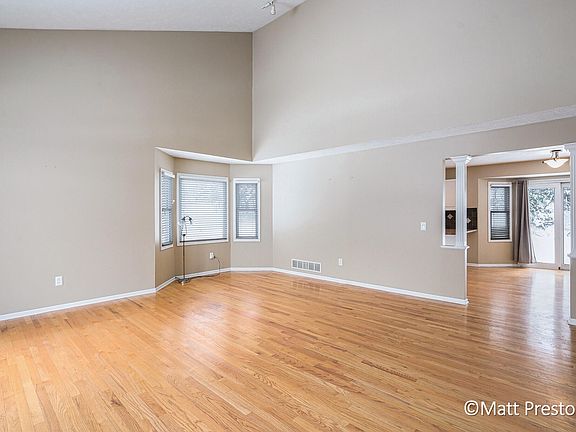 4th image of 2900 Big Timber Dr NE