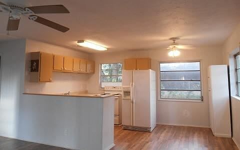 2nd image of 1314 Hawthorne Dr
