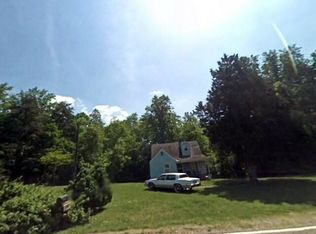 2052 Stoney Mountain Rd, Martinsville, VA 24112