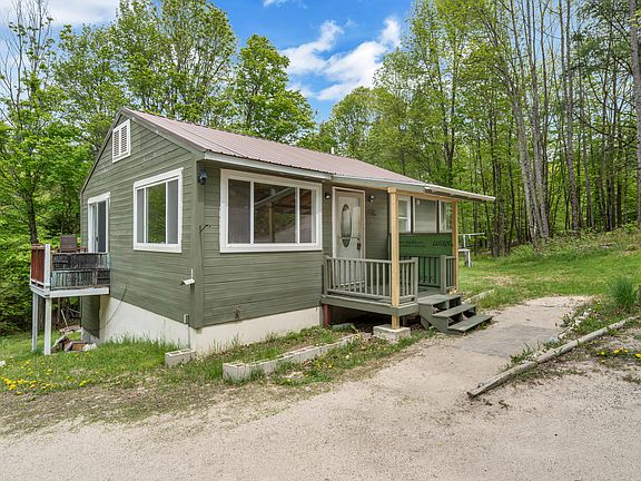 4th image of 225 Hiram Hill Road