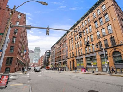 346-354 Congress St #106, Boston, MA, 02210