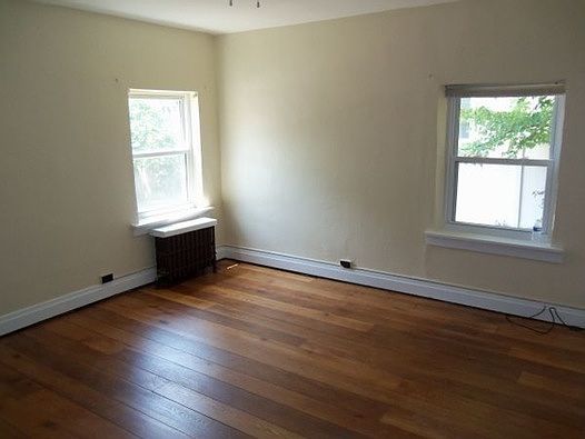 Building Photo 3