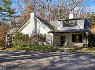 19 White Pine Ln, Rose Valley, PA 19063