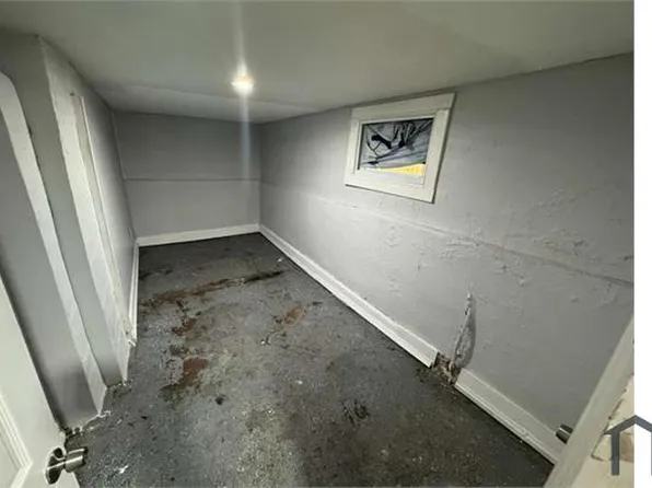 27 Hanford St #1, Newark, NJ 07114