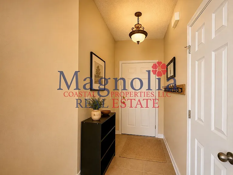 55 Red Oak Dr — Photo 3