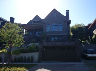 5760 Ashworth Ave N, Seattle, WA 98103
