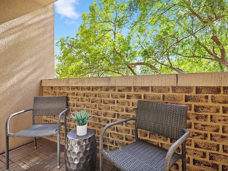 144 S 3rd St #303 — Photo 7