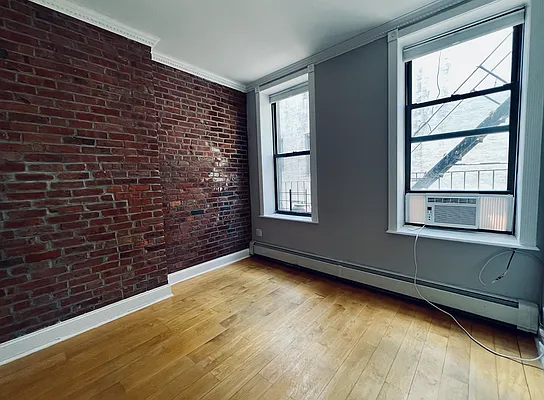 Rented by Mirador Real Estate | media 90