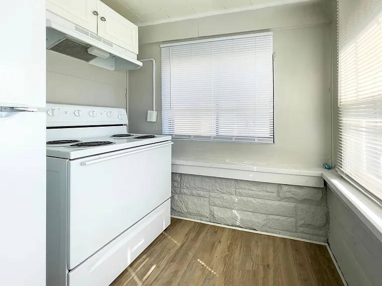 2106 W. Main St. (Whim & Proper LLC) — Photo 11